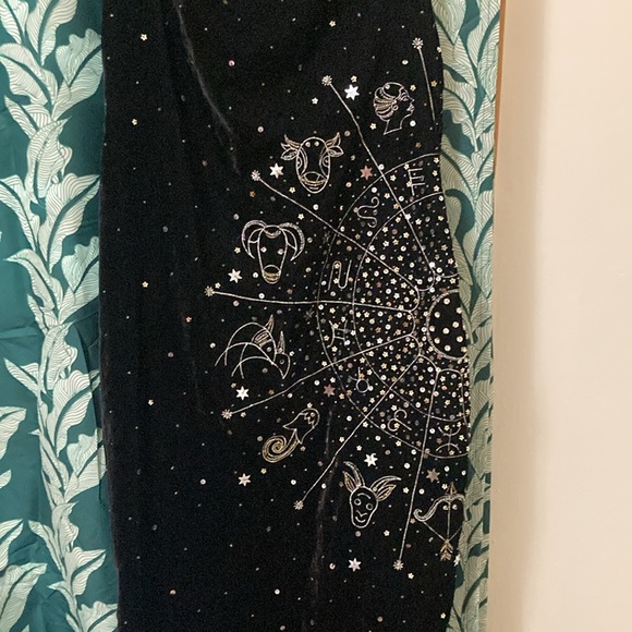 Nastygal Black Velvet Zodiac Dress - NWT RARE - Picture 5 of 7
